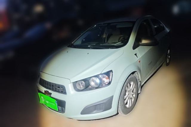 Used Chevrolet Aveo Sonic 2011 Sedan 1.4L MT SL