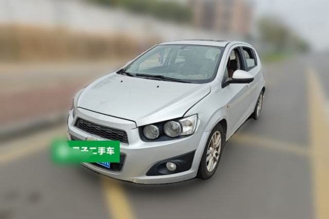 Used Chevrolet Aveo Sonic 2011 Hatchback 1.4L MT SL