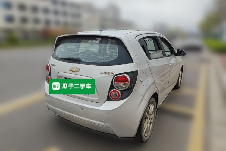 Used Chevrolet Aveo Sonic 2011 Hatchback 1.4L MT SL Rear Right 45 Deg