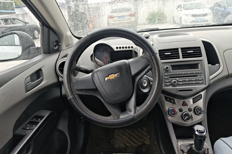 Used Chevrolet Aveo Sonic 2011 Hatchback 1.4L MT SL Steering Wheel