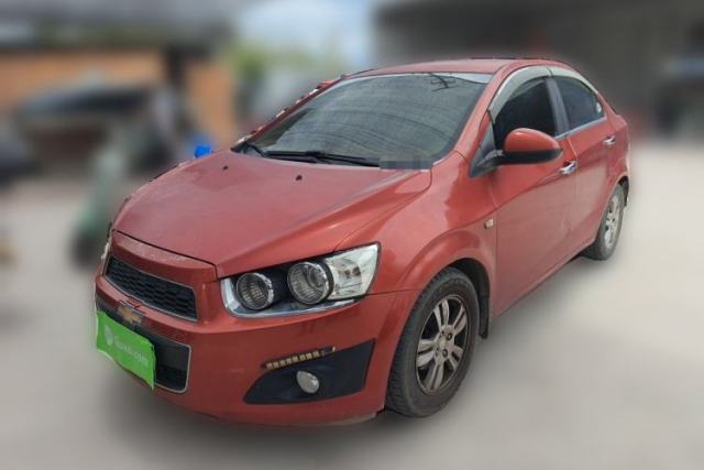 Used Chevrolet Aveo Sonic 2011 Sedan 1.4L Manual Transmission SE