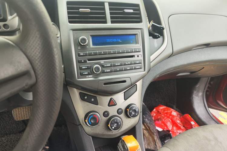 Used Chevrolet Aveo Sonic 2011 Sedan 1.4L Automatic SL Audio And AC Panel