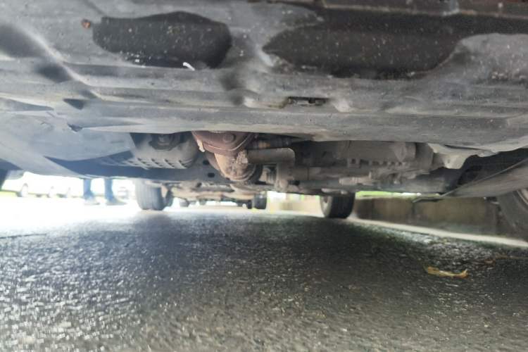 Used Chevrolet Aveo Sonic 2011 Sedan 1.4L Automatic SE Chassis Front