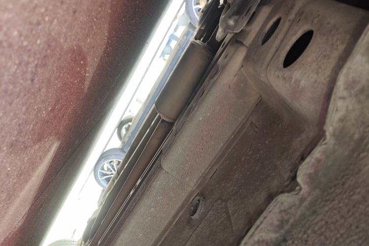 Used Chevrolet Aveo Sonic 2011 Sedan 1.4L MT SL Chassis Front Left