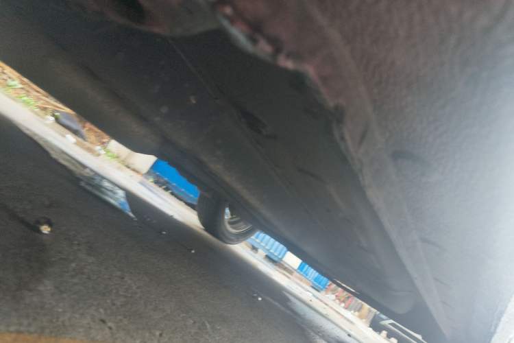 Used Chevrolet Aveo Sonic 2011 Hatchback 1.6L AT SX Chassis Front Left