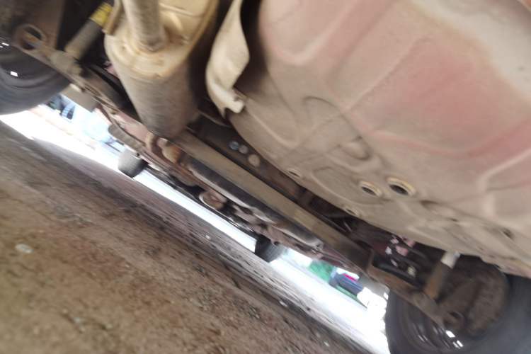 Used Chevrolet Aveo Sonic 2011 Sedan 1.4L MT SL Chassis Rear