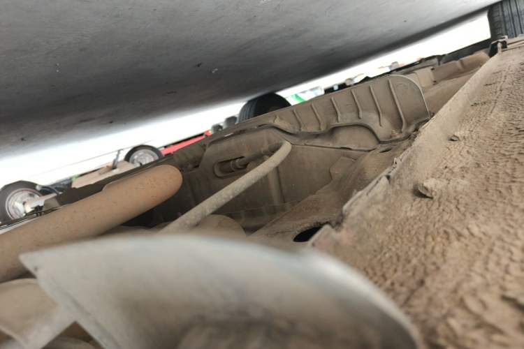 Used Chevrolet Aveo Sonic 2011 Sedan 1.4L Manual Transmission SE Chassis Rear Left