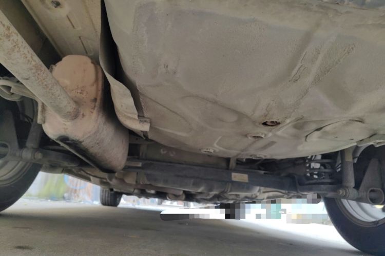 Used Chevrolet Aveo Sonic 2011 Sedan 1.4L MT SL Chassis Rear