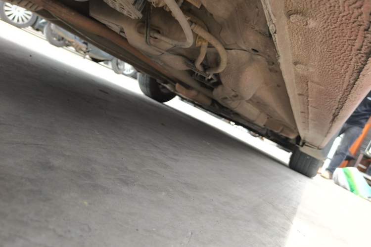 Used Chevrolet Aveo Sonic 2011 Sedan 1.4L Manual Transmission SE Chassis Rear Right