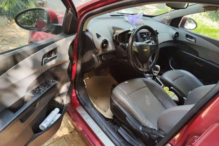 Used Chevrolet Aveo Sonic 2011 Sedan 1.6L Automatic SX Driver Seat