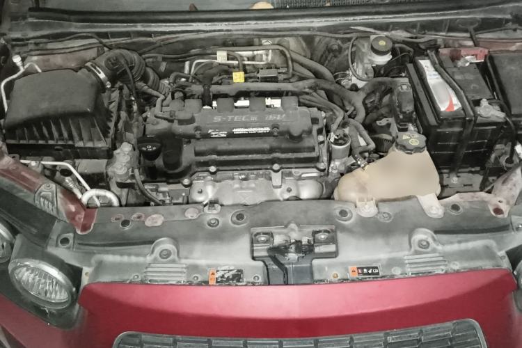 Used Chevrolet Aveo Sonic 2011 Sedan 1.4L Manual Transmission SE Engine Bay