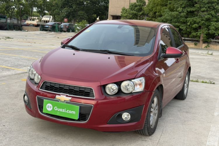 Used Chevrolet Aveo Sonic 2011 Sedan 1.4L Automatic SE Exterior 1