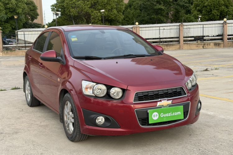 Used Chevrolet Aveo Sonic 2011 Sedan 1.4L Automatic SE Exterior 3