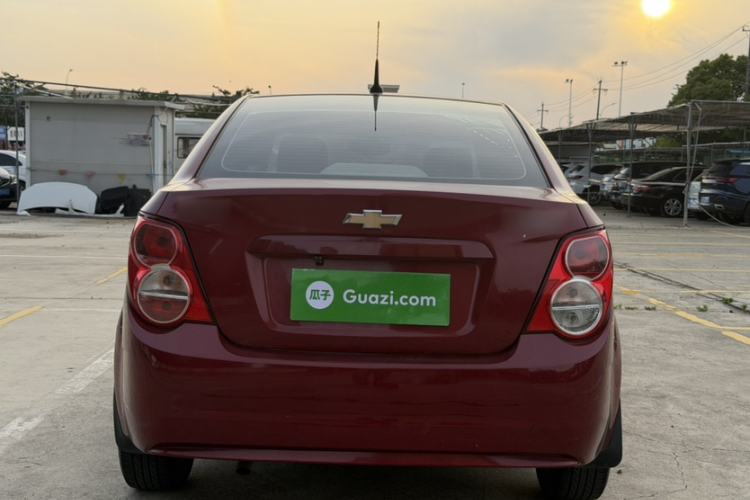 Used Chevrolet Aveo Sonic 2011 Sedan 1.4L Automatic SE Exterior 5