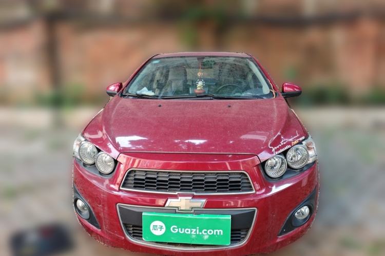 Used Chevrolet Aveo Sonic 2011 Sedan 1.4L Manual Transmission SE Front