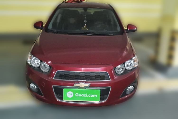 Used Chevrolet Aveo Sonic 2011 Sedan 1.4L Manual Transmission SE Front