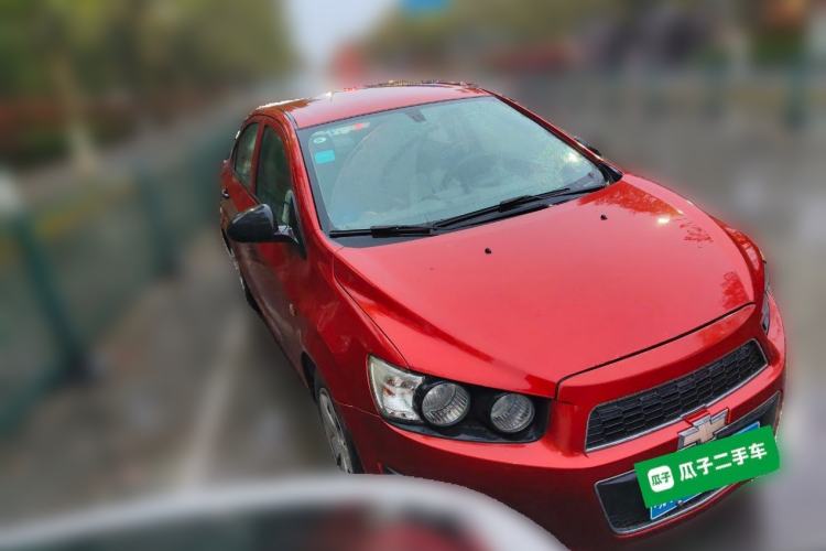 Used Chevrolet Aveo Sonic 2011 Sedan 1.4L MT SL Front Right 45 Deg