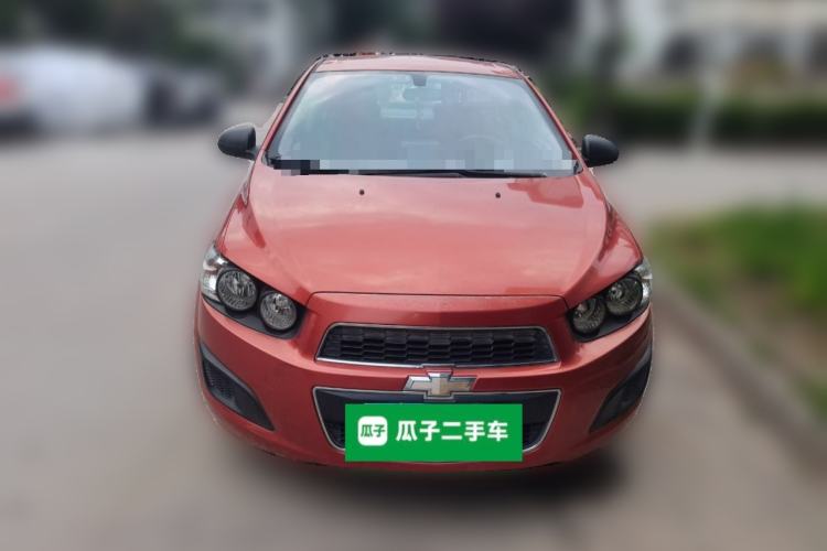Used Chevrolet Aveo Sonic 2011 Sedan 1.4L MT SL Front