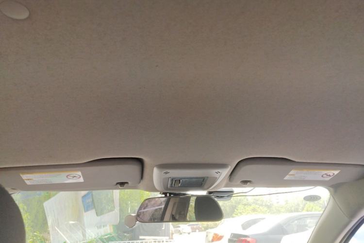 Used Chevrolet Aveo Sonic 2011 Sedan 1.4L MT SL Headliner