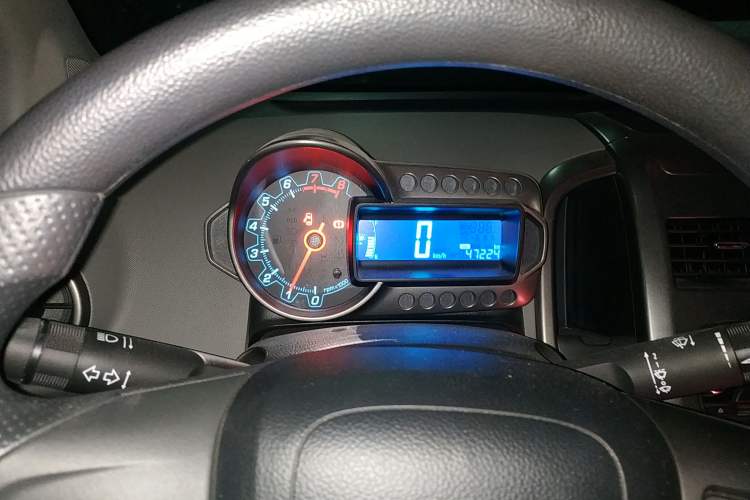 Used Chevrolet Aveo Sonic 2011 Sedan 1.4L Manual Transmission SE Instrument Cluster