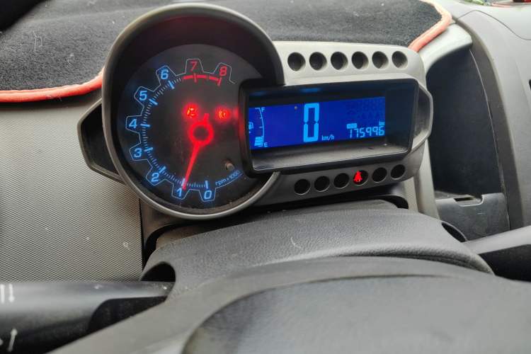 Used Chevrolet Aveo Sonic 2011 Sedan 1.4L MT SL Instrument Cluster