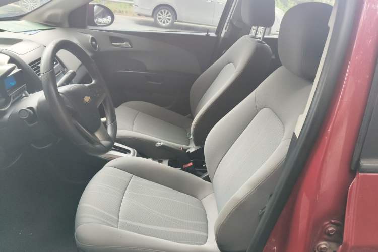 Used Chevrolet Aveo Sonic 2011 Sedan 1.4L Automatic SE Left Front Seat