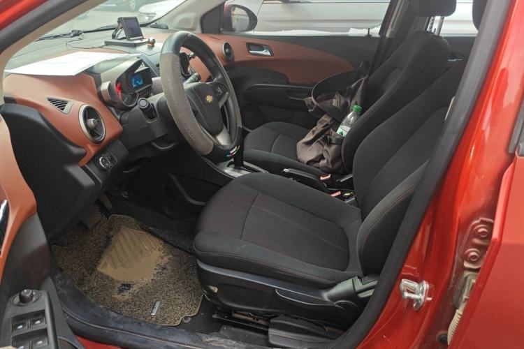 Used Chevrolet Aveo Sonic 2011 Sedan 1.4L Automatic SE Left Front Seat