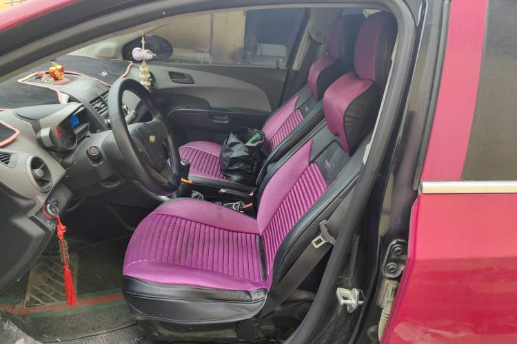 Used Chevrolet Aveo Sonic 2011 Sedan 1.4L MT SL Left Front Seat