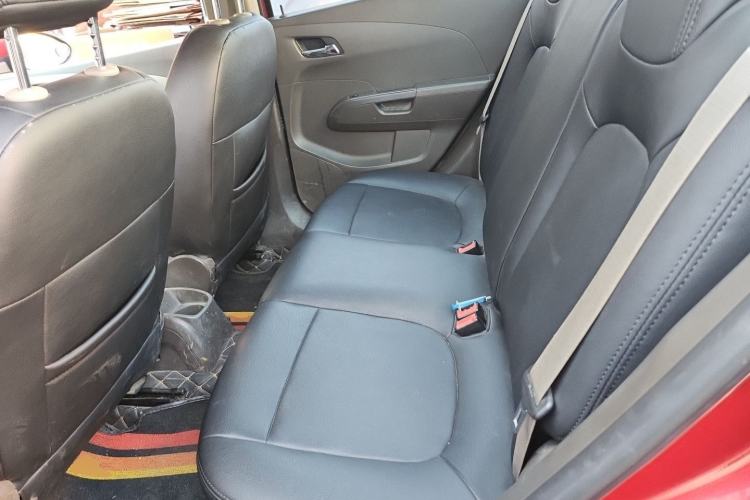 Used Chevrolet Aveo Sonic 2011 Sedan 1.4L Manual Transmission SE Left Rear Seat