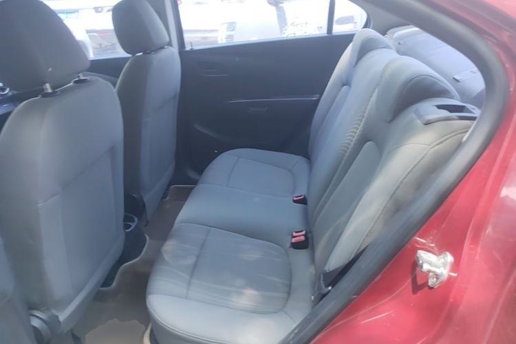 Used Chevrolet Aveo Sonic 2011 Sedan 1.4L MT SL Left Rear Seat