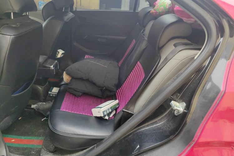 Used Chevrolet Aveo Sonic 2011 Sedan 1.4L MT SL Left Rear Seat