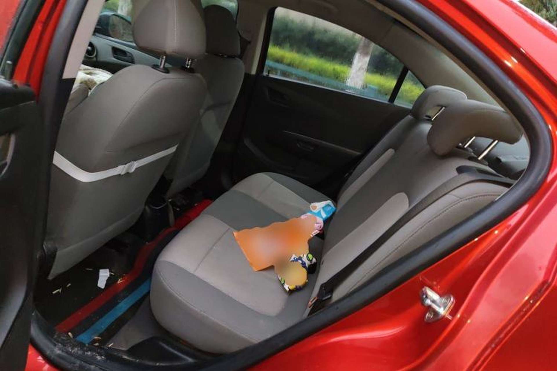 Used Chevrolet Aveo Sonic 2011 Sedan 1.4L MT SL Left Rear Seat