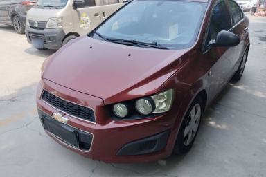 Used Chevrolet Aveo Sonic 2011 Sedan 1.4L MT SL