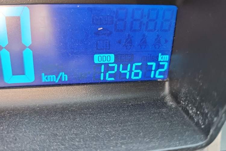 Used Chevrolet Aveo Sonic 2011 Sedan 1.4L Manual Transmission SE Odometer Close Up