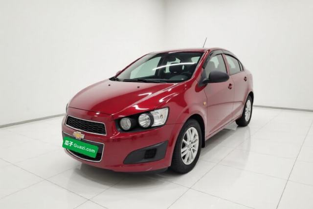 Used Chevrolet Aveo Sonic 2011 Sedan 1.4L MT SL