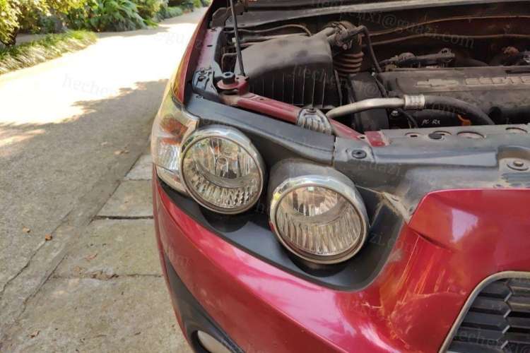 Used Chevrolet Aveo Sonic 2011 Sedan 1.6L Automatic SX Right Front Headlight