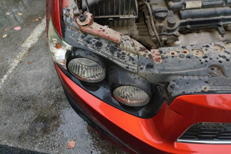 Used Chevrolet Aveo Sonic 2011 Sedan 1.4L MT SL Right Front Headlight