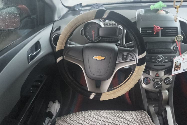 Used Chevrolet Aveo Sonic 2011 Hatchback 1.6L AT SX Steering Wheel