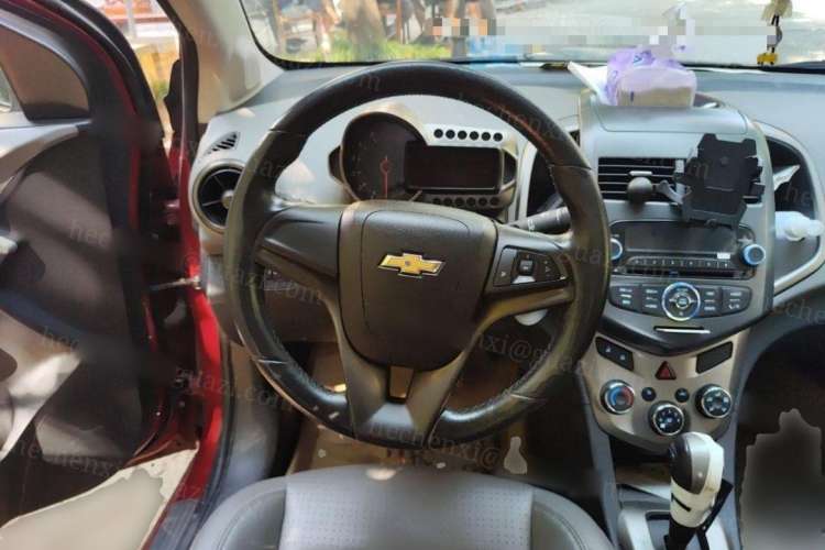 Used Chevrolet Aveo Sonic 2011 Sedan 1.6L Automatic SX Steering Wheel