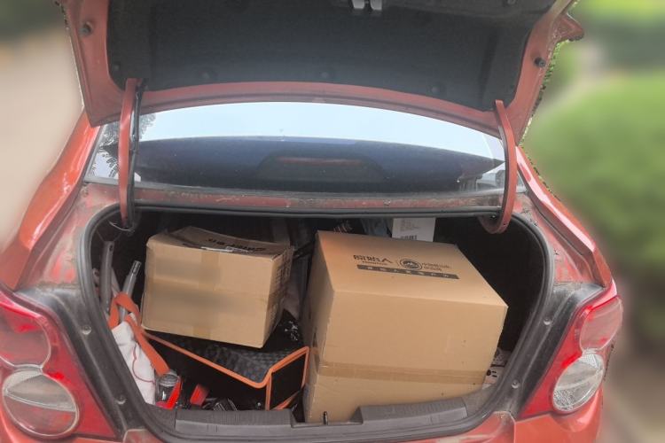 Used Chevrolet Aveo Sonic 2011 Sedan 1.4L Manual Transmission SE Trunk