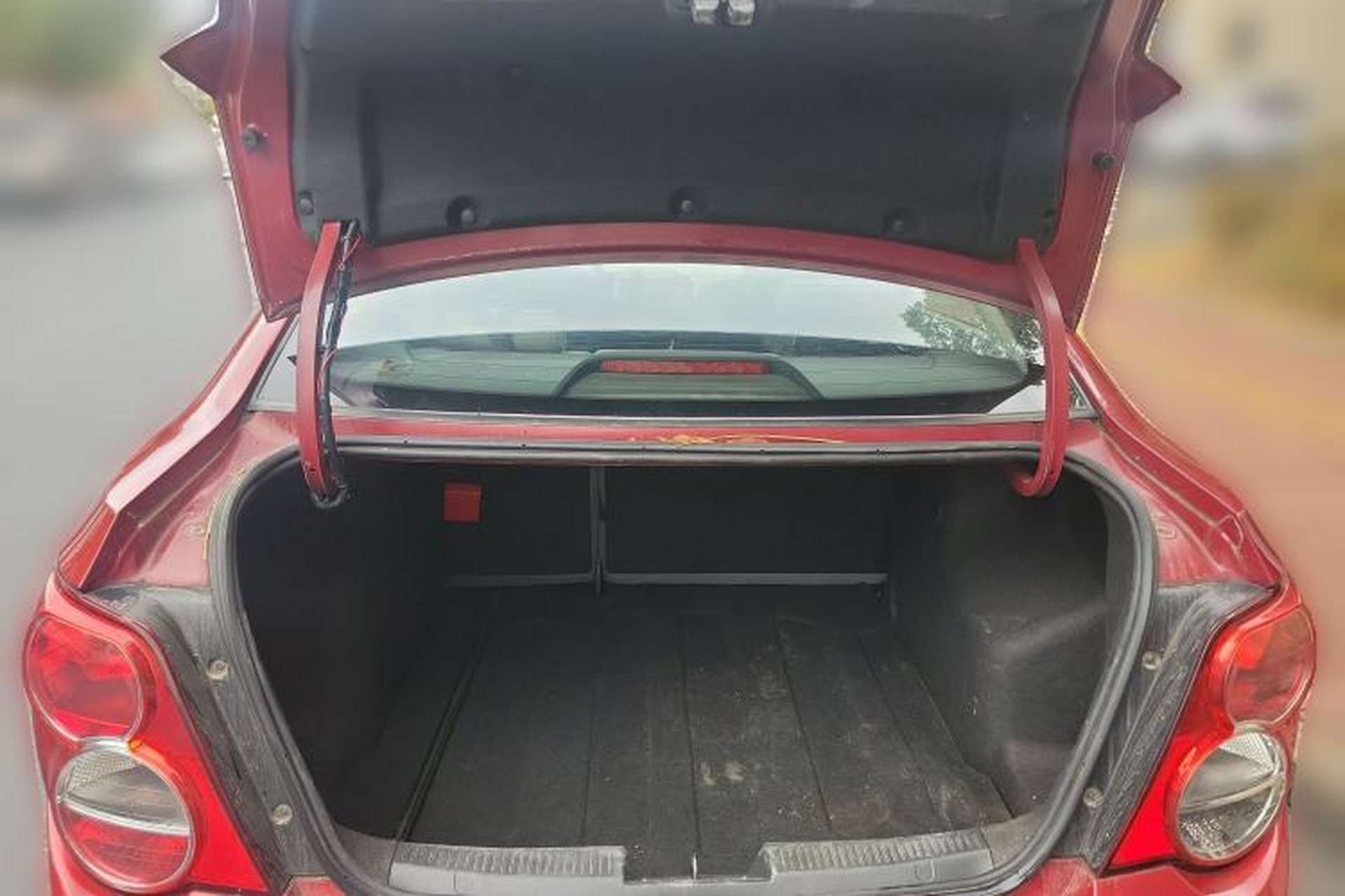Used Chevrolet Aveo Sonic 2011 Sedan 1.4L Manual Transmission SE Trunk