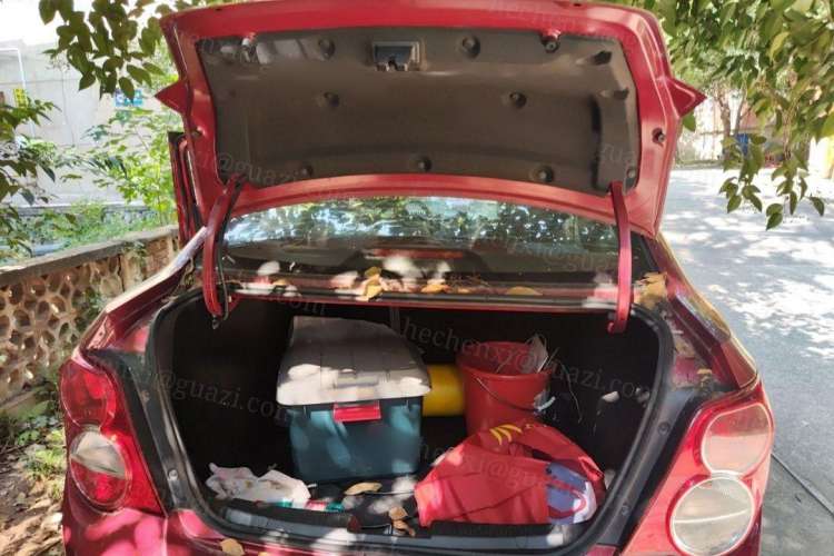 Used Chevrolet Aveo Sonic 2011 Sedan 1.6L Automatic SX Trunk