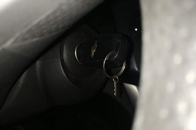 Used Chevrolet Aveo Sonic 2011 Sedan 1.4L Manual Transmission SE Vehicle Key