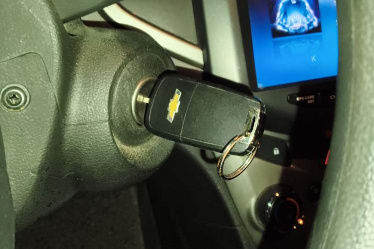 Used Chevrolet Aveo Sonic 2011 Sedan 1.4L Manual Transmission SE Vehicle Key