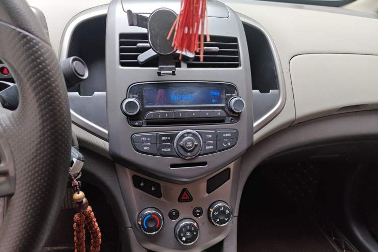 Used Chevrolet Aveo Sonic 2011 Sedan 1.4L Automatic SE Audio And AC Panel