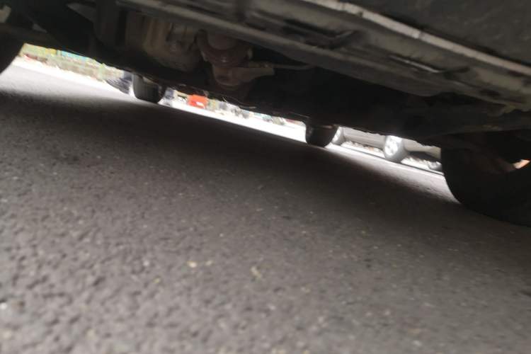 Used Chevrolet Aveo Sonic 2011 Sedan 1.4L MT SL Chassis Front