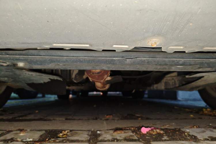 Used Chevrolet Aveo Sonic 2011 Sedan 1.4L MT SL Chassis Front