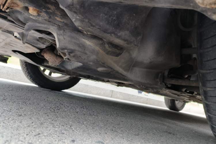Used Chevrolet Aveo Sonic 2011 Hatchback 1.6L MT SX Chassis Front Left