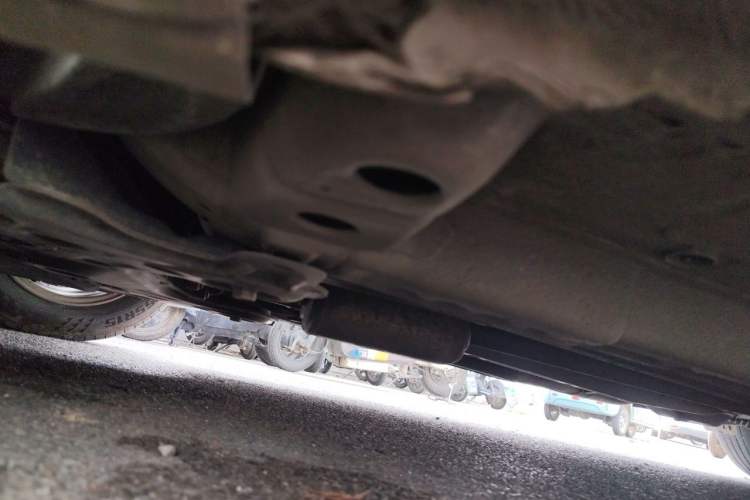 Used Chevrolet Aveo Sonic 2011 Sedan 1.4L MT SL Chassis Front Left