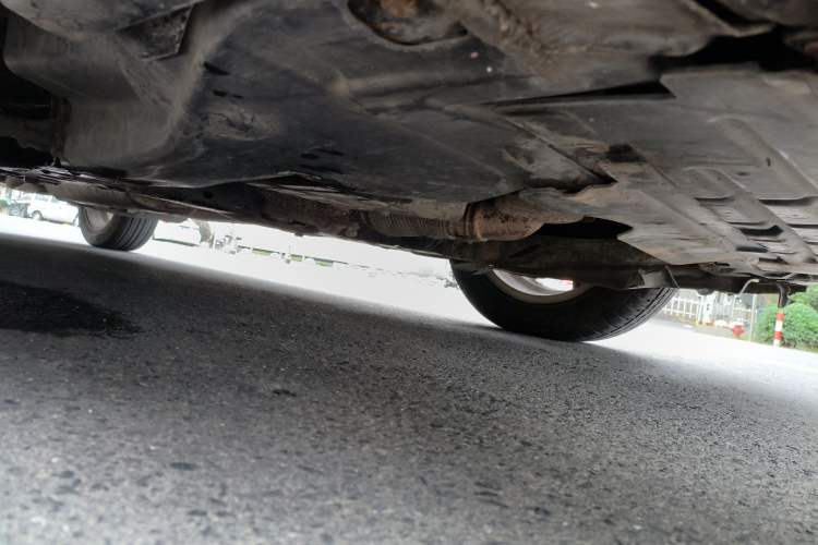 Used Chevrolet Aveo Sonic 2011 Hatchback 1.6L MT SX Chassis Front Right